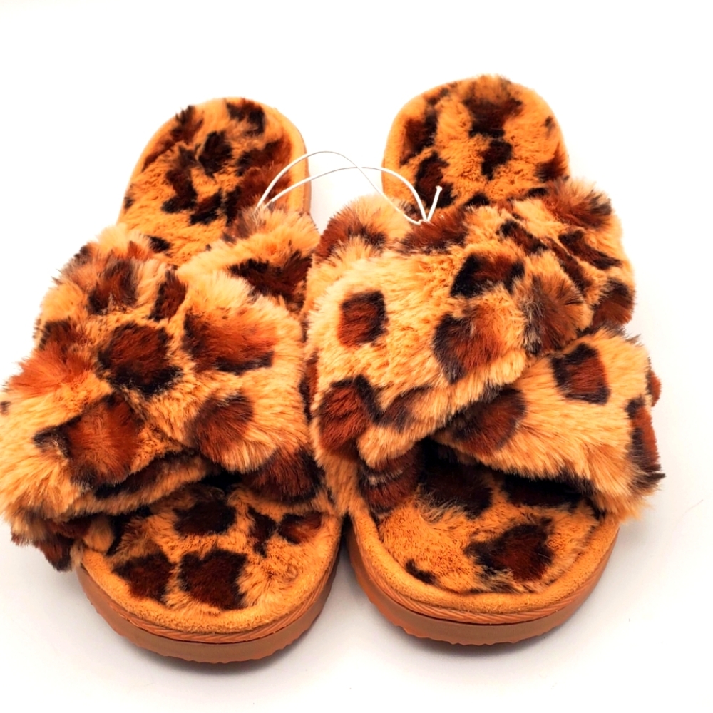Fluffy comfy fur Leopard Slippers